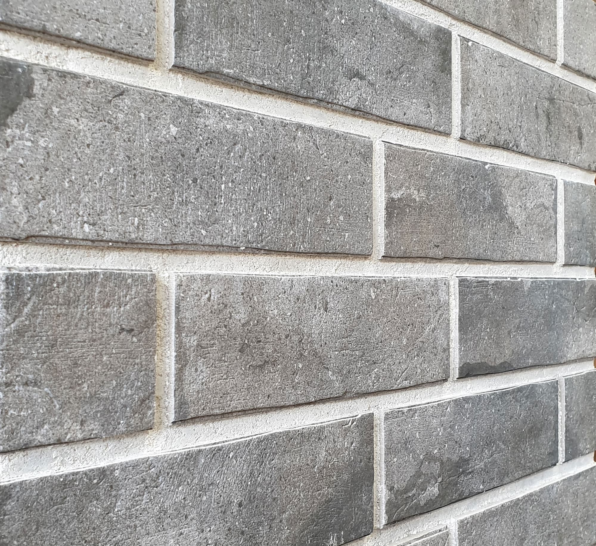 Плитка фасадная клинкерная Interbau Brickloft INT575 Felsgrau, 240*71*10 мм - Image 2