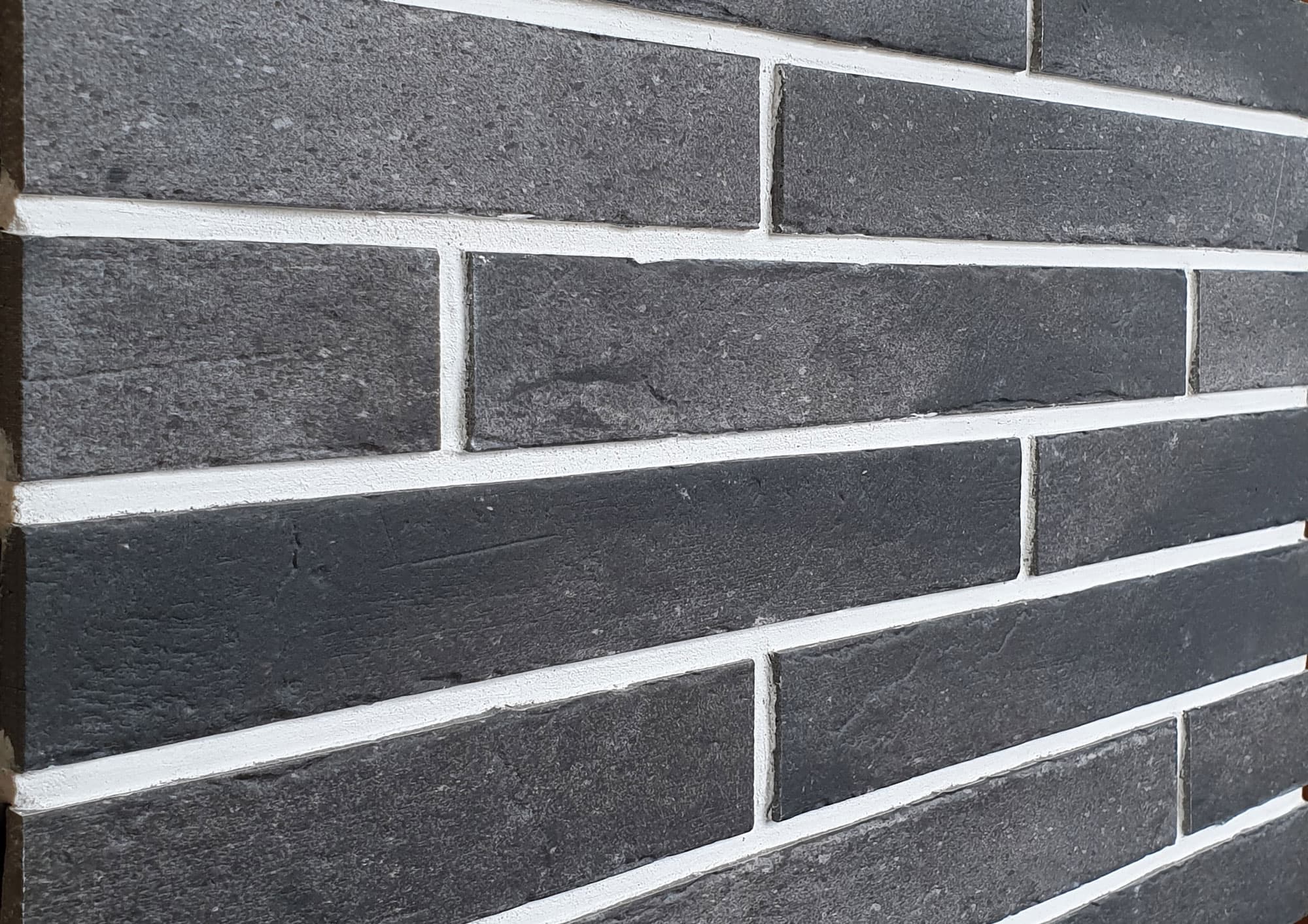 Плитка фасадная клинкерная Interbau Brickloft INT576 Anthrazit, 360*52*10 мм - Image 2